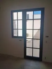 Installazione di infissi in alluminio a taglio termico ad alta efficienza energetica, progettati e montati a Copertino da Copertininfissi.
