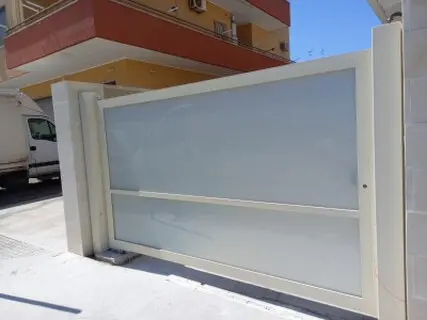Progettati per garantire massima sicurezza e resistenza agli agenti atmosferici.